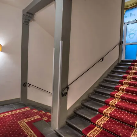 Paris Hotel