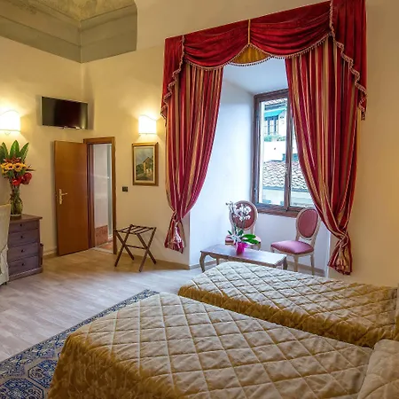 Paris Hotel