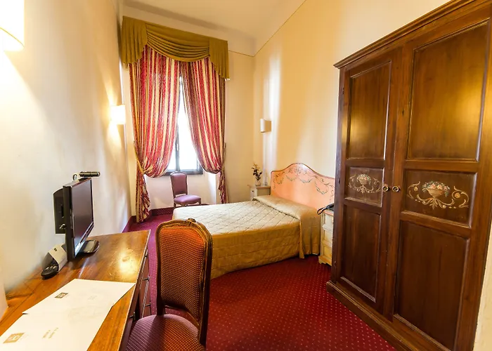 帕里斯酒店 酒店 3*